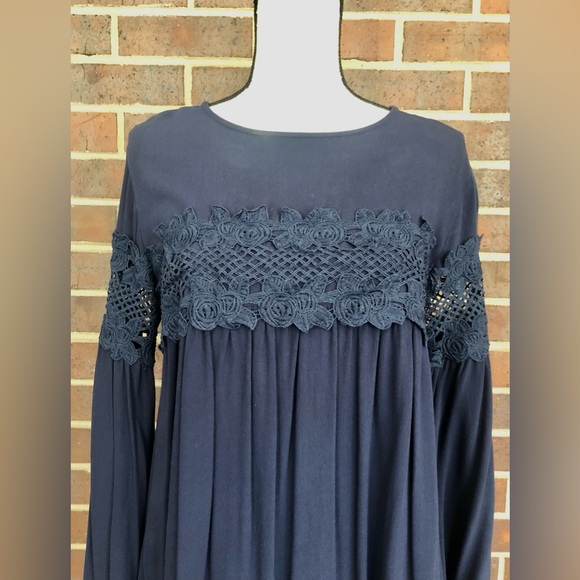 Lumie Brand Empire Rich Blue Blouse Swing Top Lace Embroidery Neiman Marcus Sz M - Picture 2 of 14